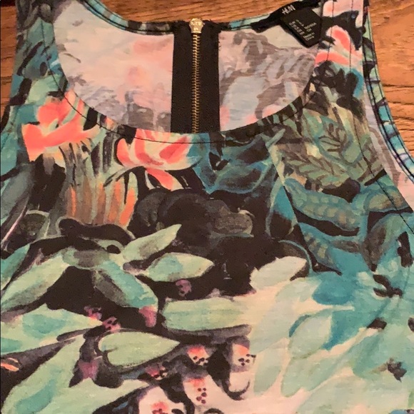 H&M Tops - H&M tank top